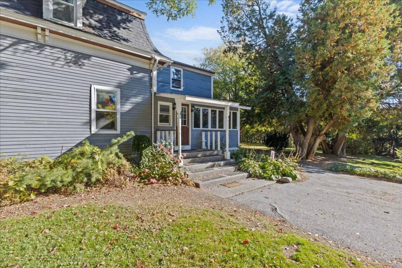 Well-Cared for historic beauty in private setting tucked in the Hill Section