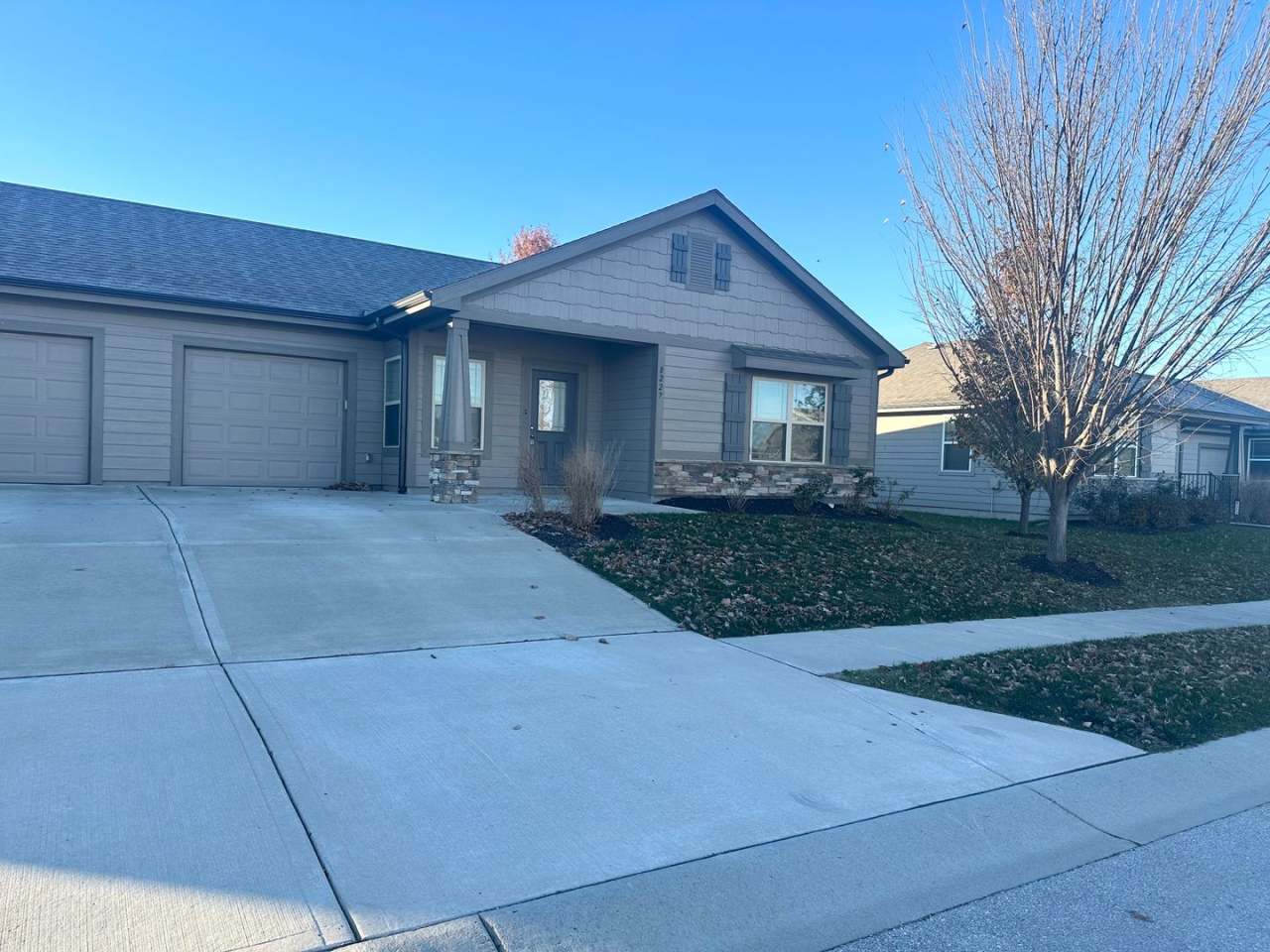 2 Bed 1 Car Attached Villa in Blue Springs