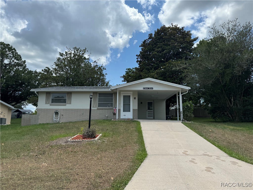 6 Daniel Street