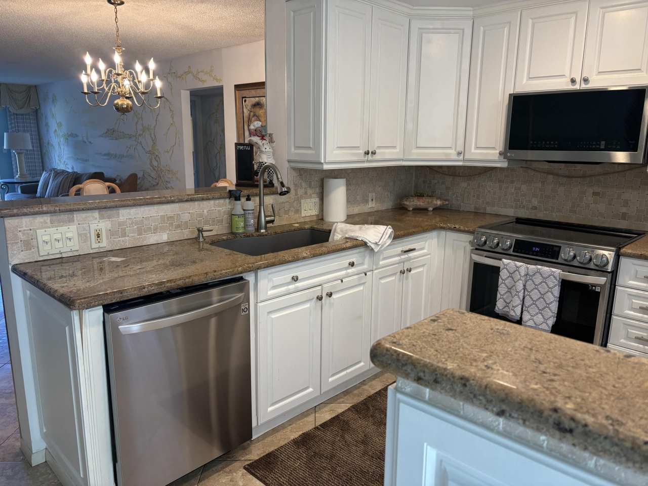 2501 Antigua Terrace