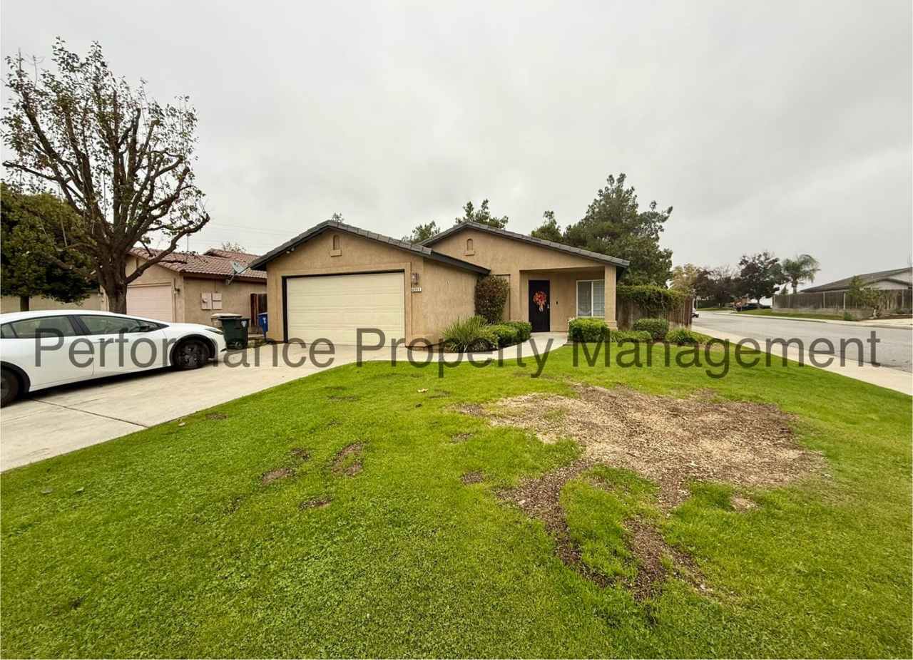 Charming 3 Bed/2 Bath San Lauren Home