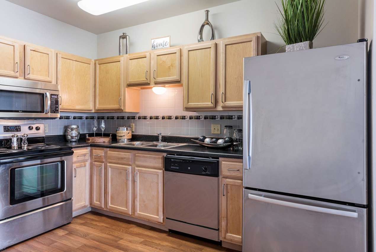 Quimby Plaza Apartment