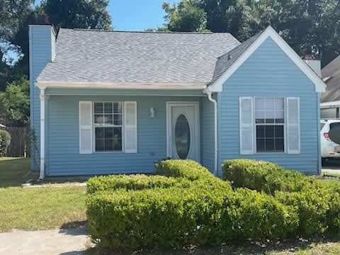 1723 James Buchanan Dr