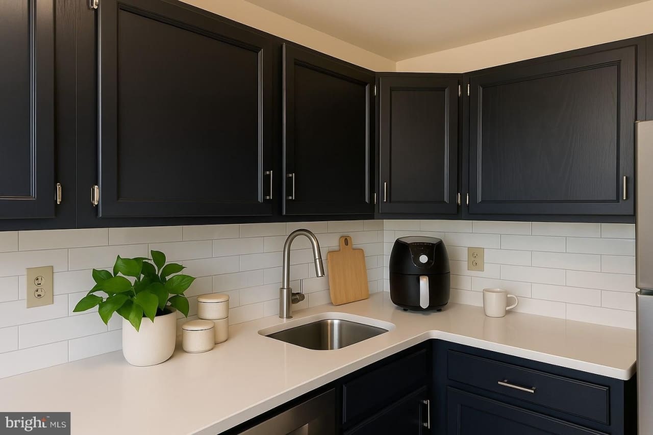 1218 PERRY Street NE unit: 202