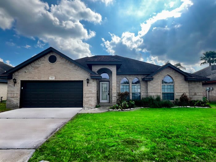 17366 Sunchase Circle