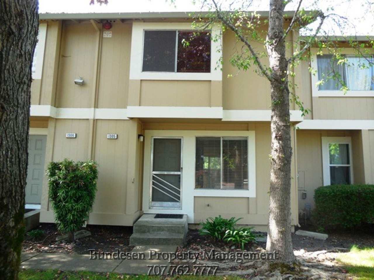 1305 Gold Way Rohnert Park CA 94928