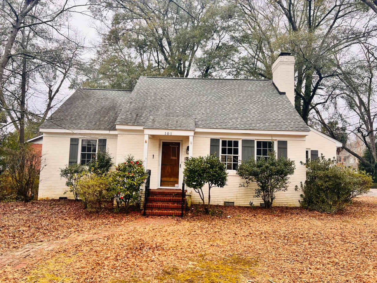 Charming 2 Bedroom 1 Bath in Wales Garden