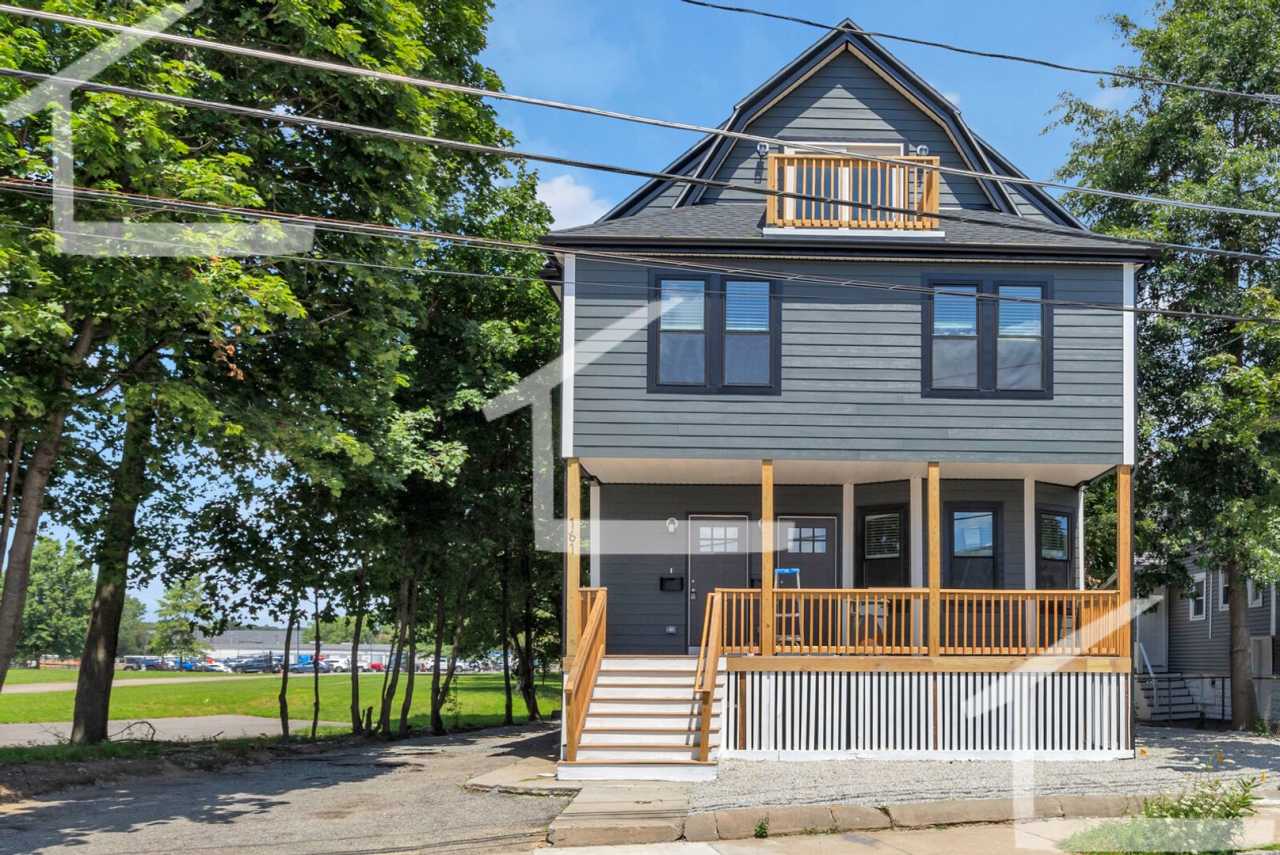 Huge 5 bed in Medford