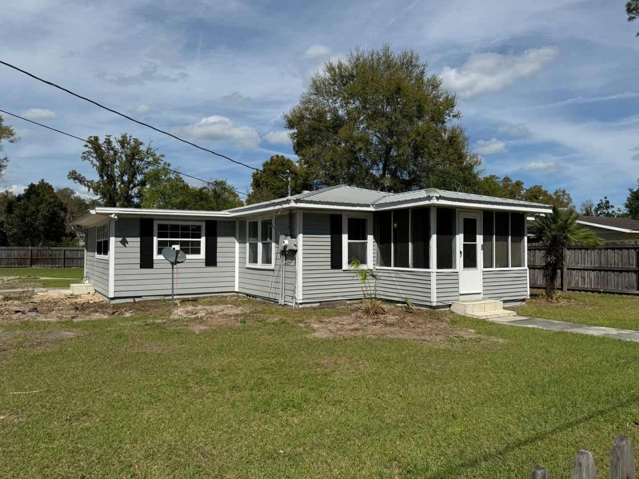 Remodeled 3/2 in the Heart of Gainesville!
