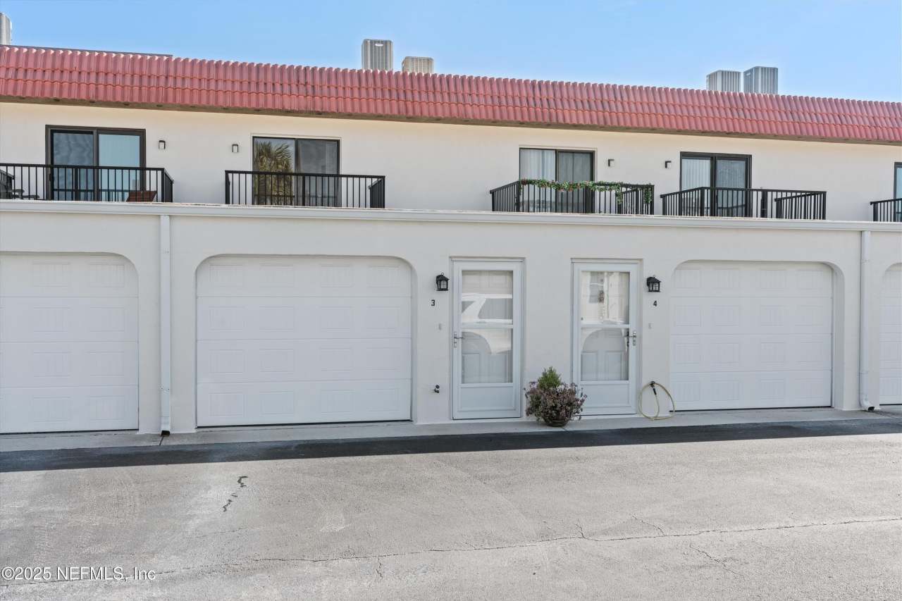 11 DONDANVILLE Road