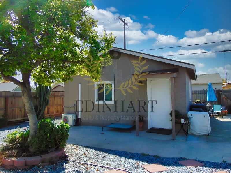 917 North Harrison Avenue