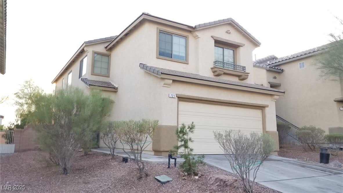 721 OLD MOCCASIN Avenue