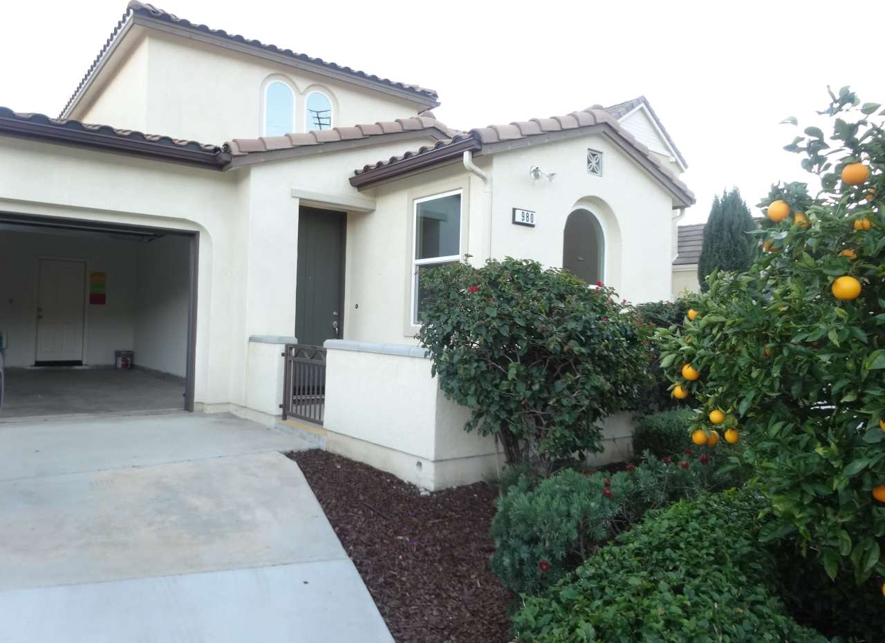 980 Portola Ct