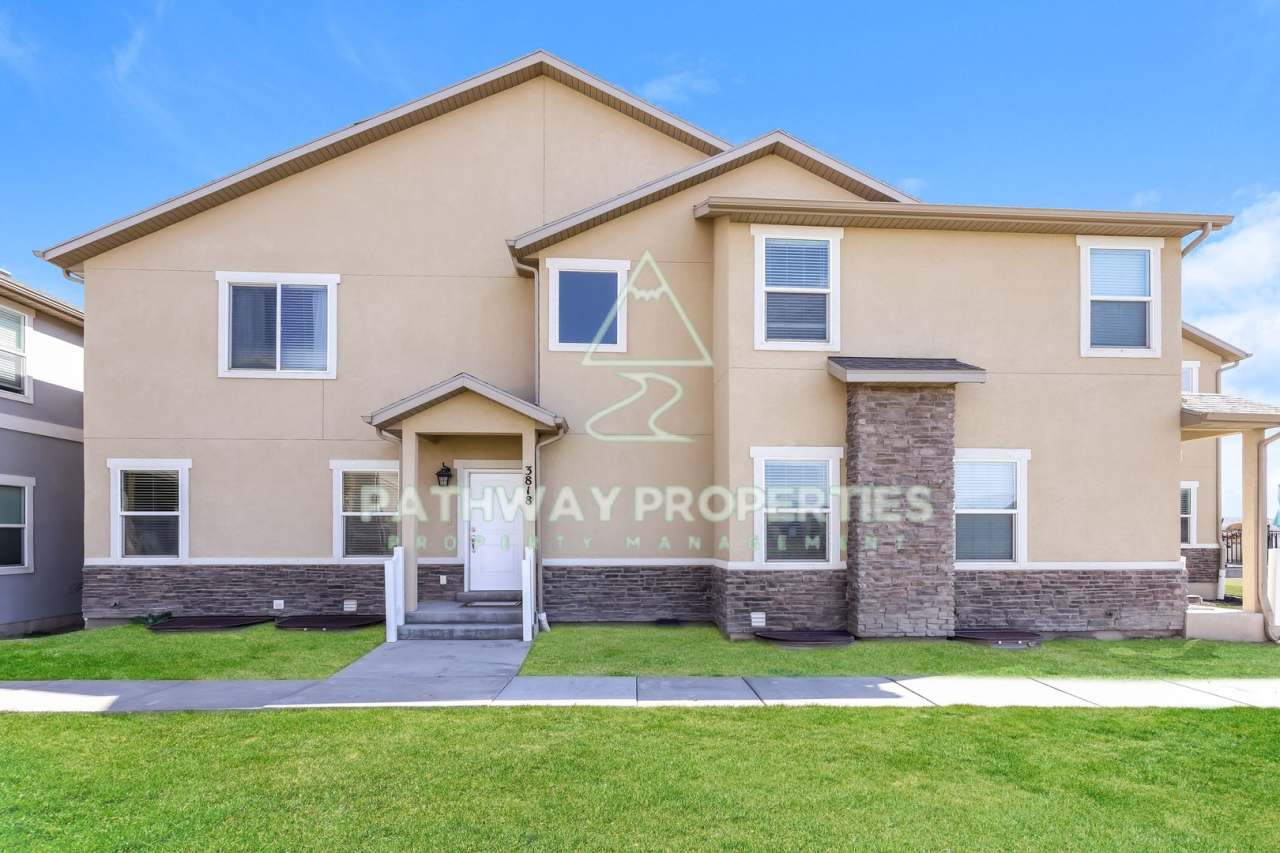 Eagle Mountain Gem! 3BD/3.5BA Home Modern Upgrades, Stainless Steel  More – Schedule a Tour Today!