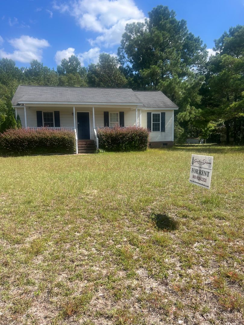 Charming 3-Bedroom Home on 1 Acre in Blythewood – 17 S Firetower!