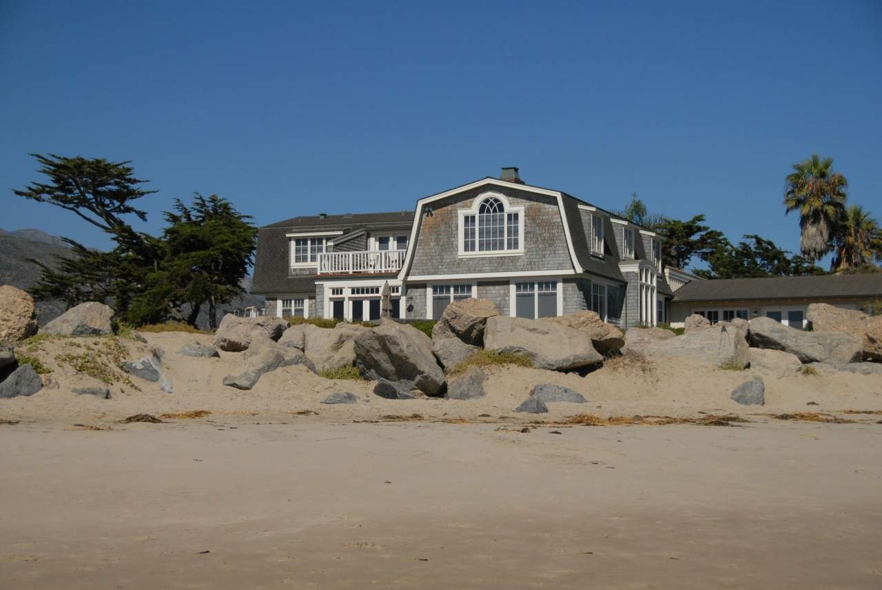 3749 Santa Claus Lane unit: A