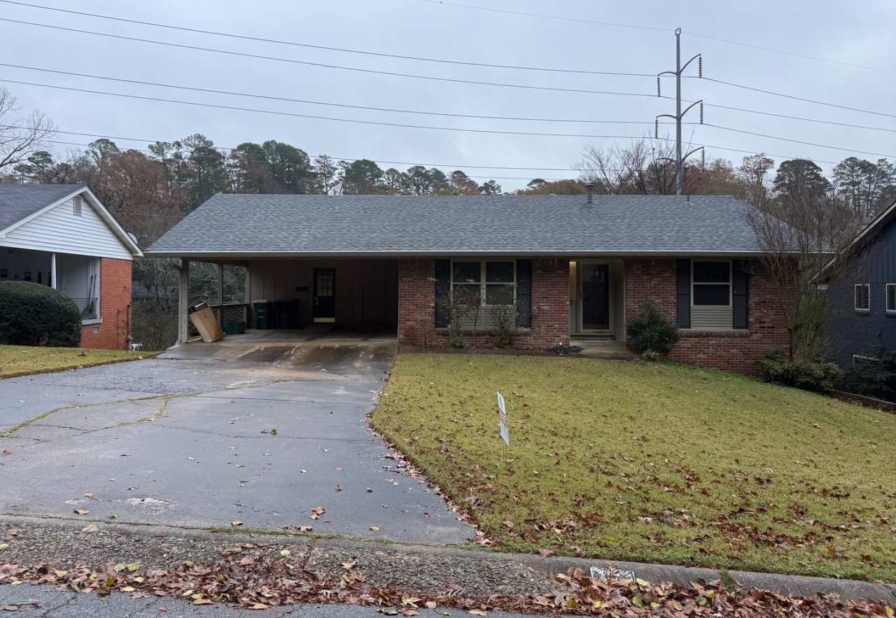 323 Auburn Dr., Little Rock AR 72205 - large split level 4br 2ba in the heart of Mid-Town LR