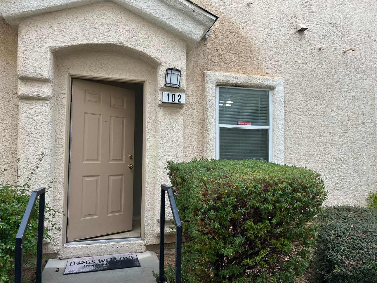 2 story townhome in Mountains Edge