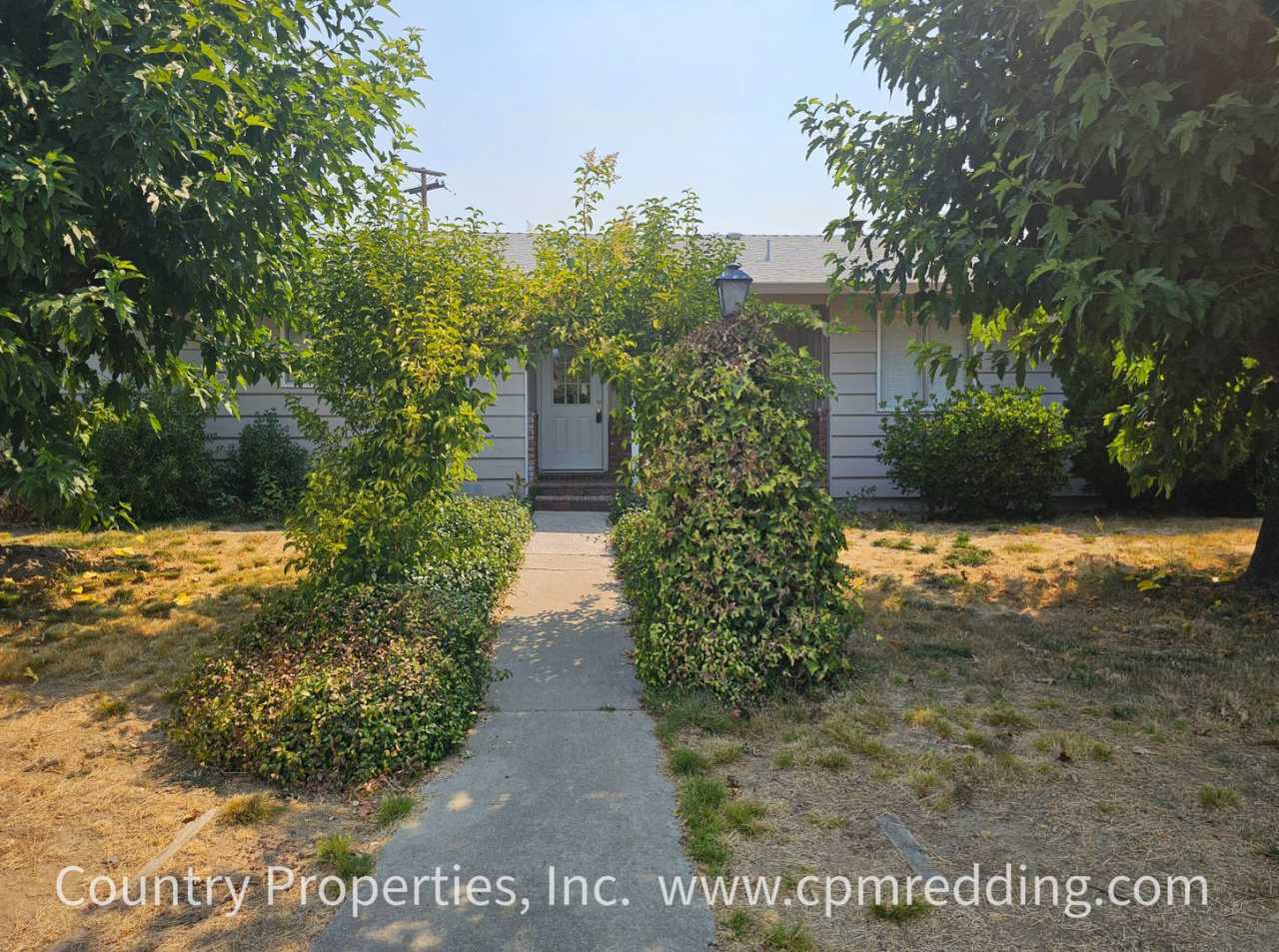 3-Bedroom House on Corner Lot Available Now!