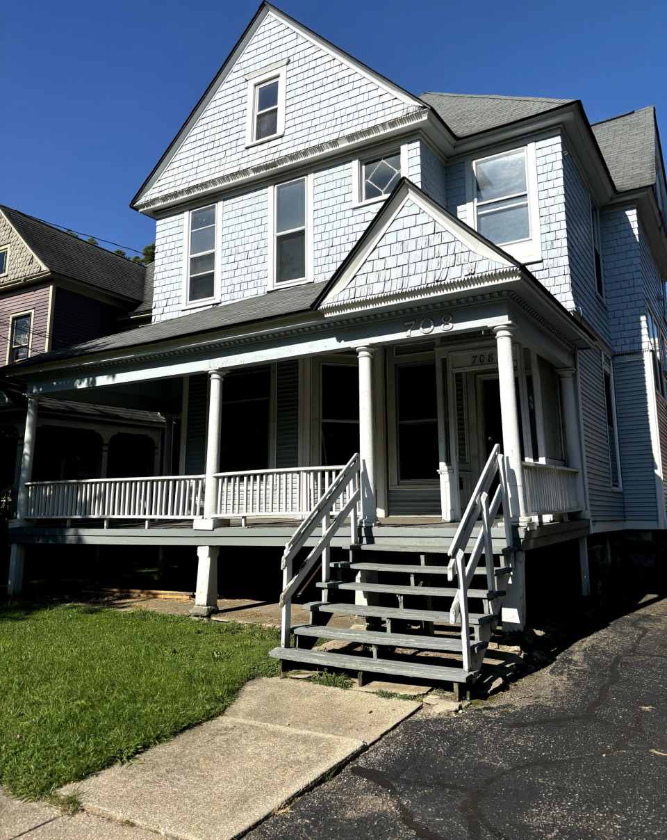 708 South Park Street