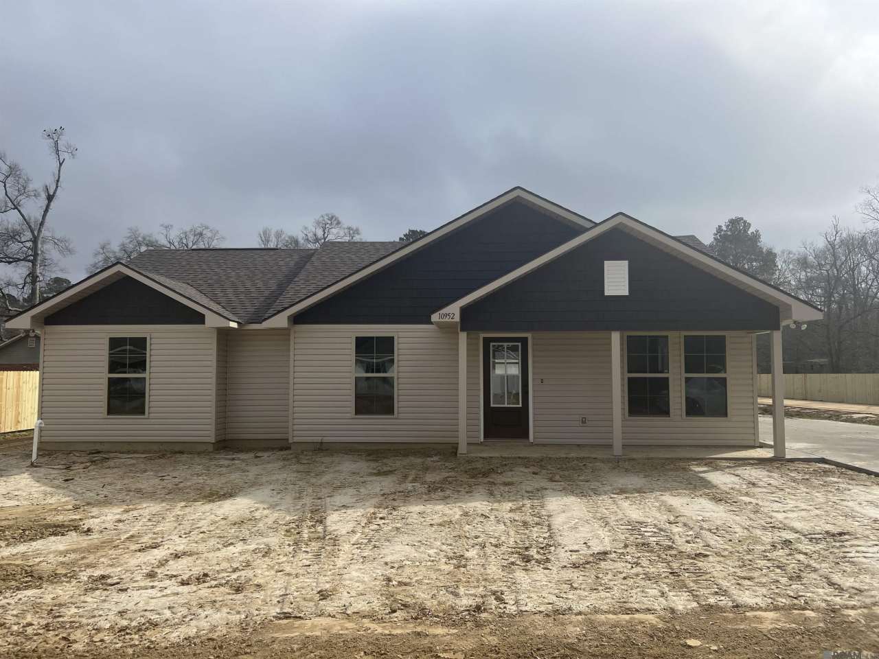 10952 S Lakeside Dr