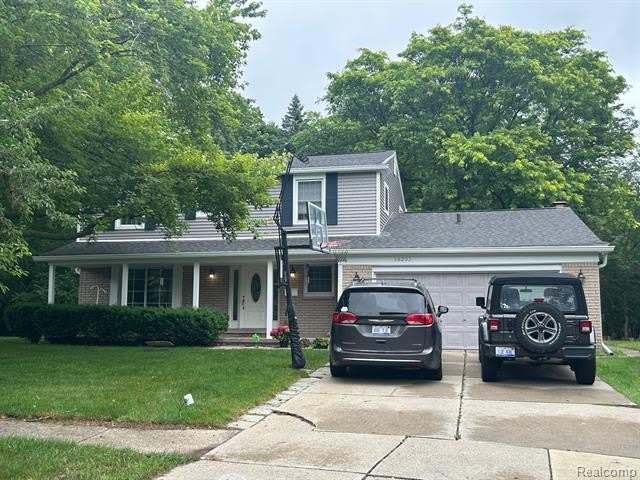 38202 Ladywood Court