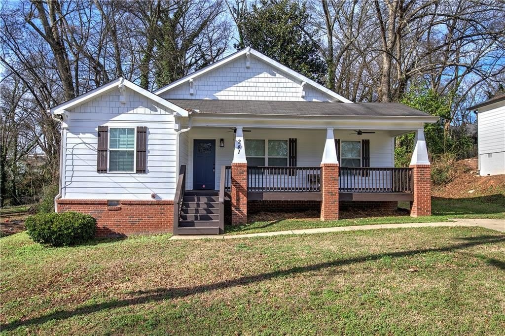 241 Mcintosh Avenue NE