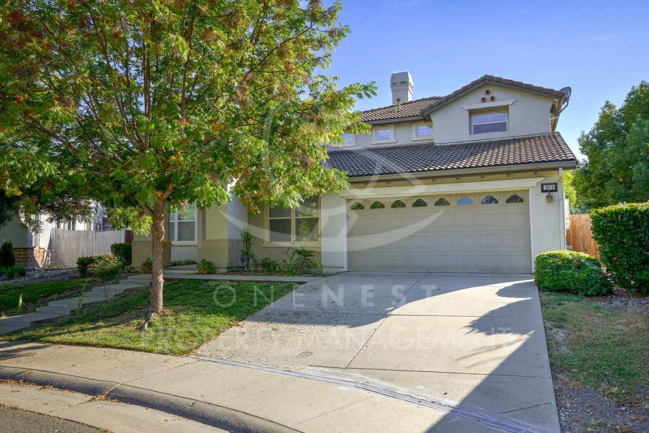 Twelve Bridges beauty! | Backed up to miles of walking paths