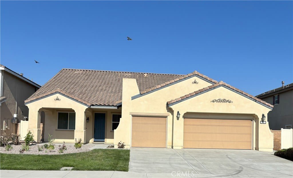 7450 Silver Saddle Court