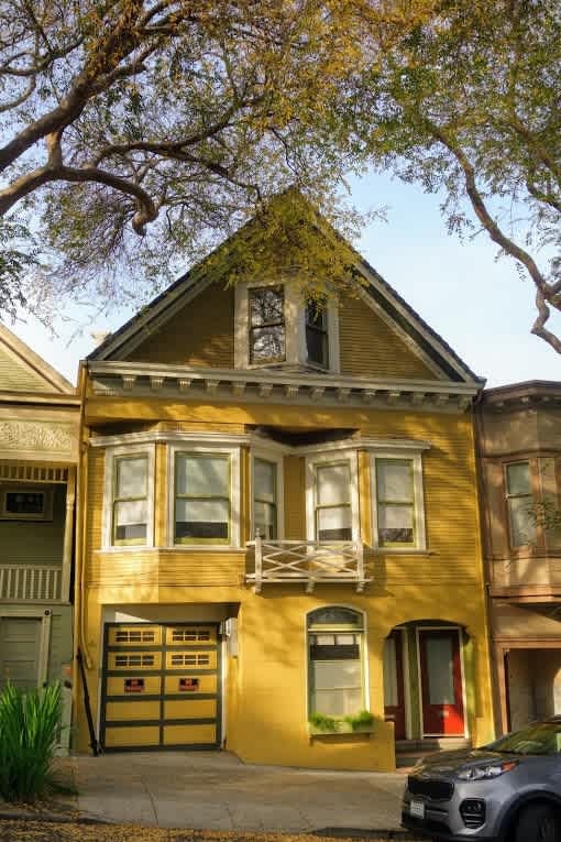 3222 Folsom Street