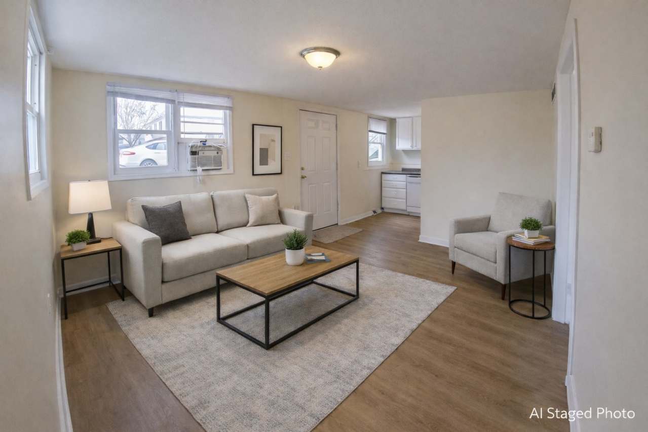 3D Tour Available - Centrally located 1 bedroom apartment with Washer and Dryer on site! Available June 4th!