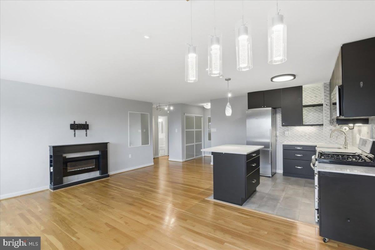 1300 S ARLINGTON RIDGE Road unit: 618