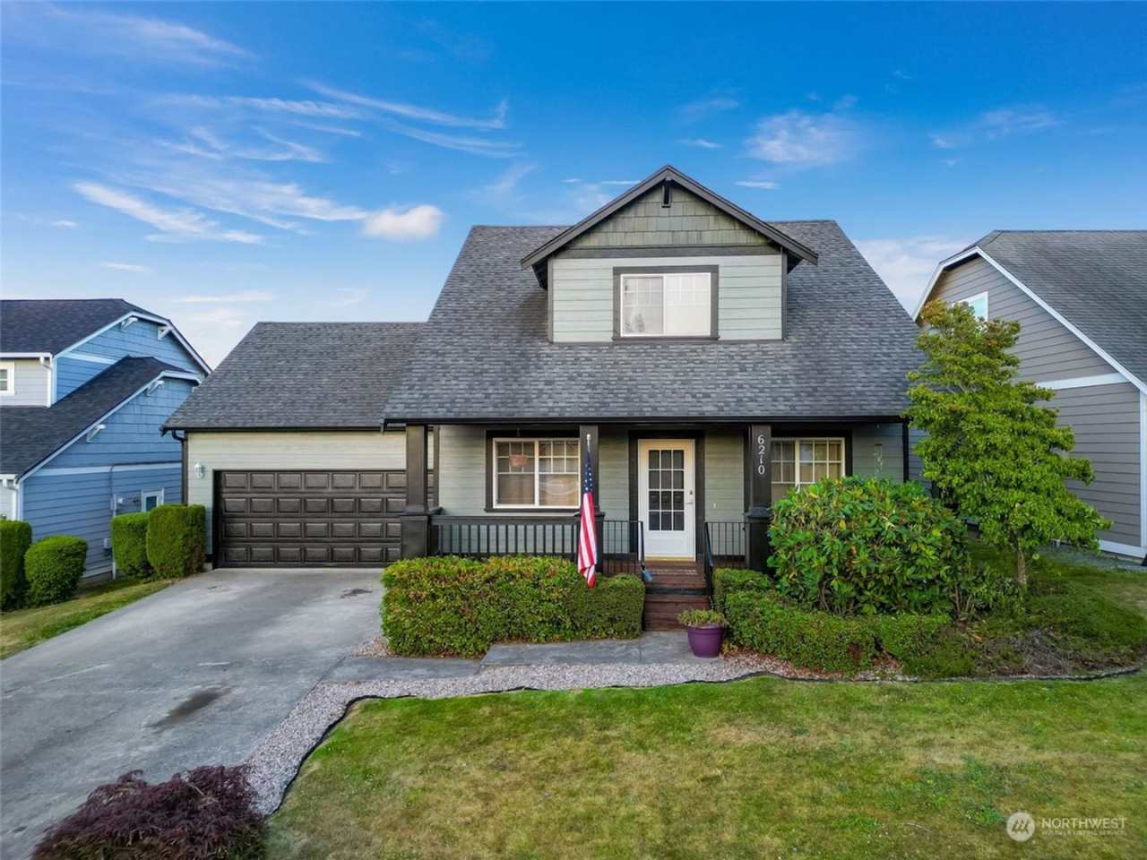 Beautiful 4 Bedroom Home in Ferndale!