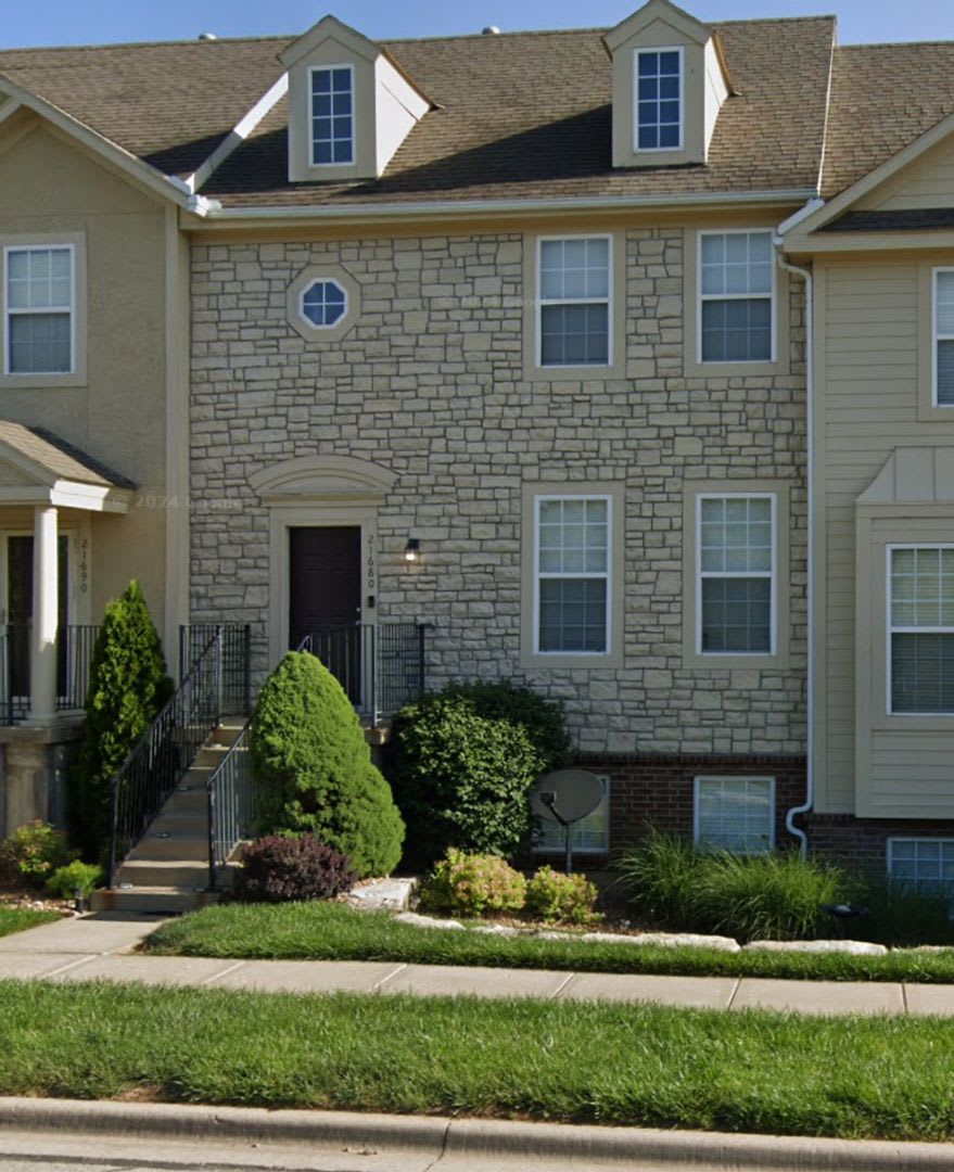 21680 Villages of Stone Creek