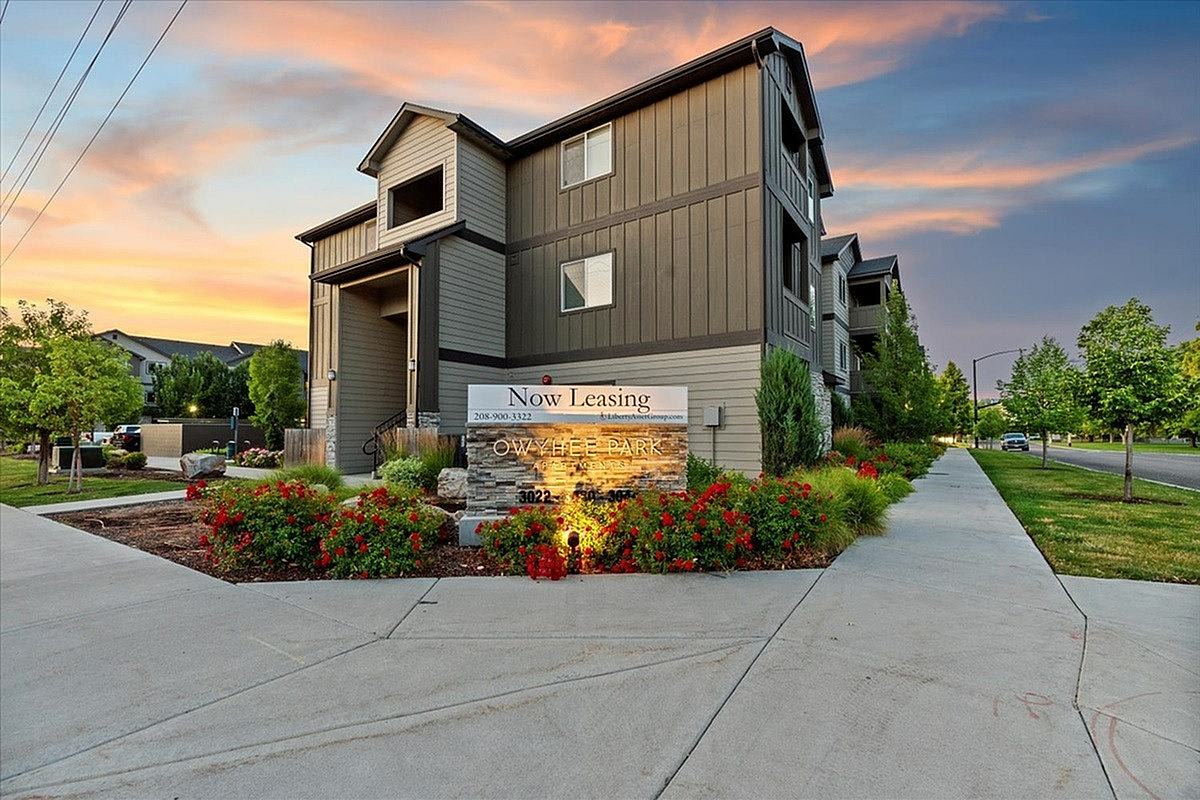 Oywhee Park Apartments