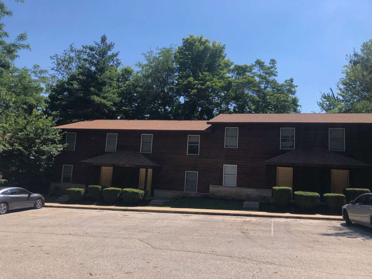 3 bedroom, 2.5 bath townhome: Cedar Grove Townhomes. *6-MONTH LEASES ACCEPTED!*