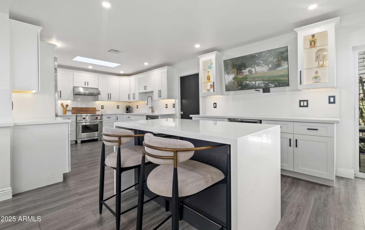 7322 E SIERRA VISTA Drive