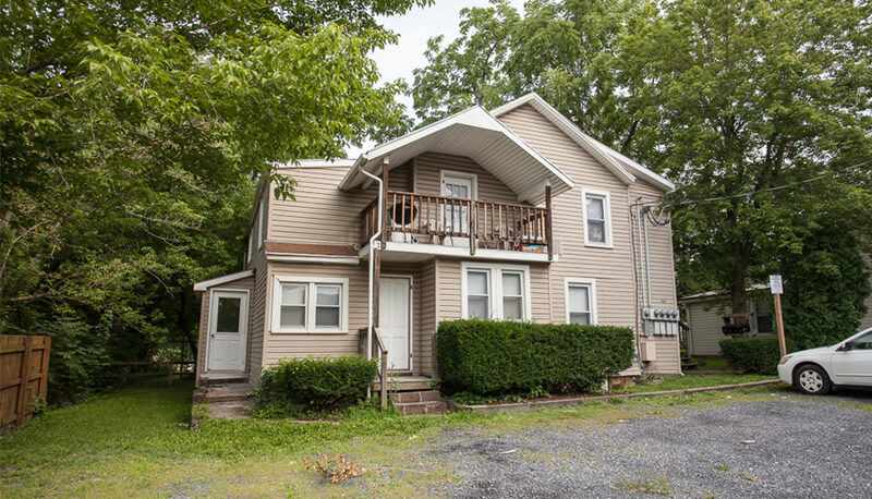 547 LAYMAN AVE