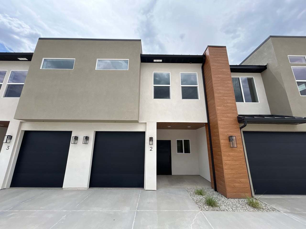 Beautiful Townhome!!