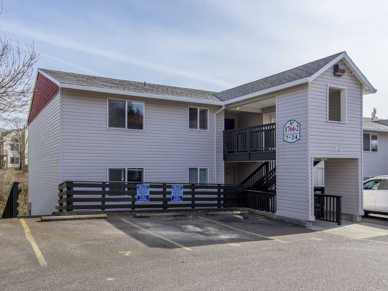 17662 NW Concordia Court #11 ~ Move in Special!! 1st Month's Rent FREE!!