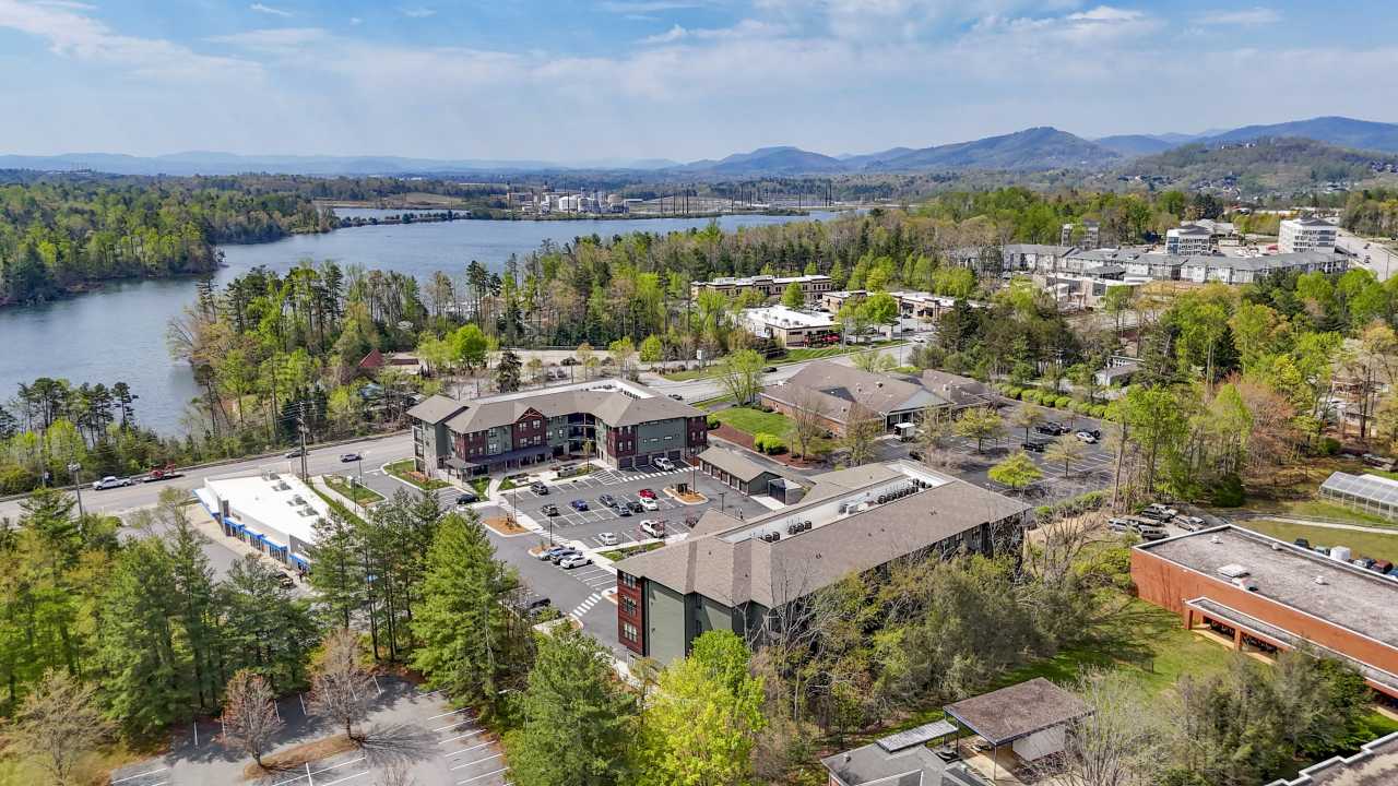 Venture at Long Shoals