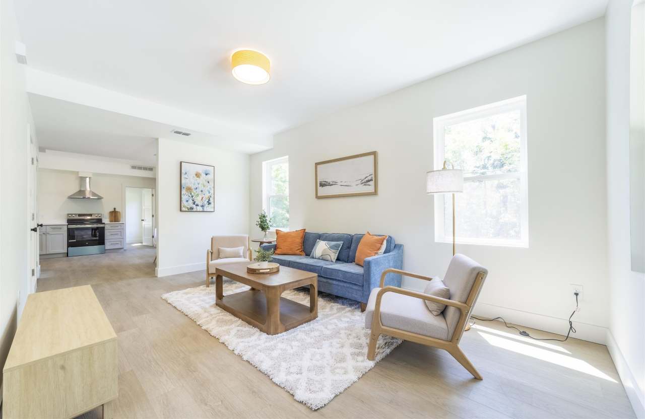 952 Alexander Street