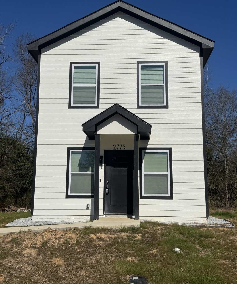 2775 Village Green Lane