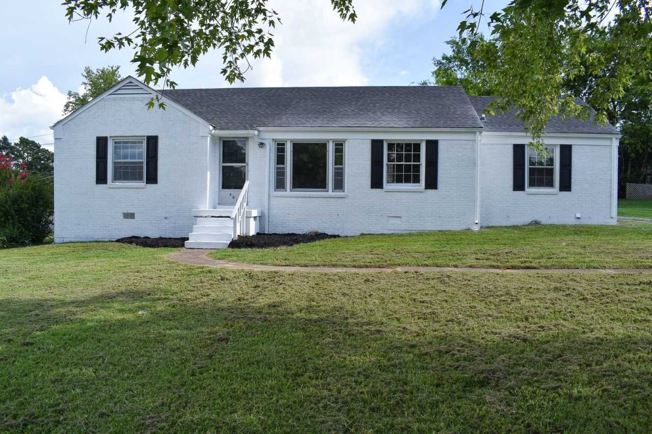 Renovated 3 Bed 1.5 Bath with Carport in Lewisburg