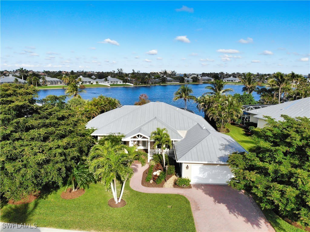 15542 Caloosa Creek Circle