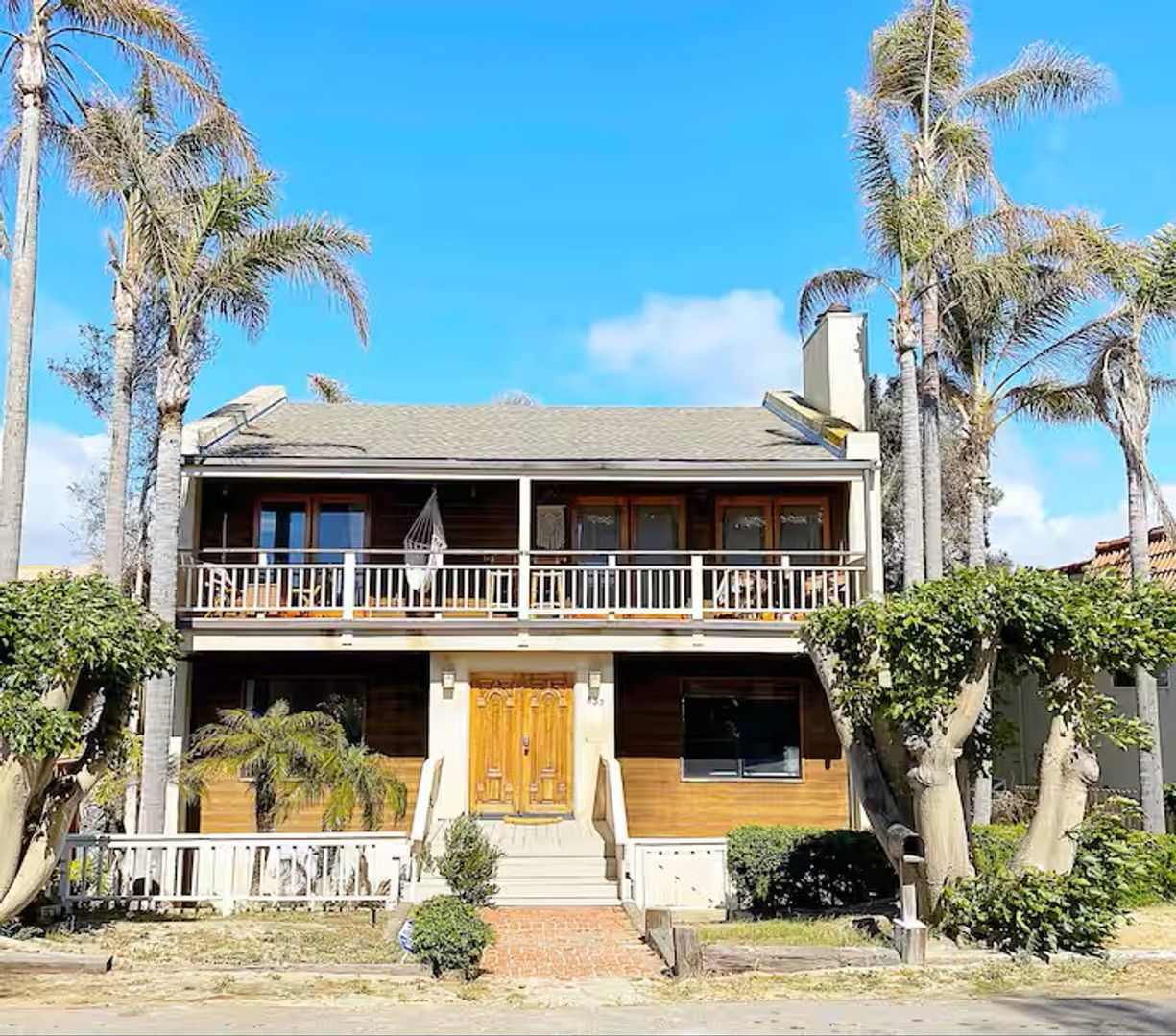 Luxe 3-Bedroom, 3-Bath Beach Home in Encinitas – w Furnished Option! Showing Today!