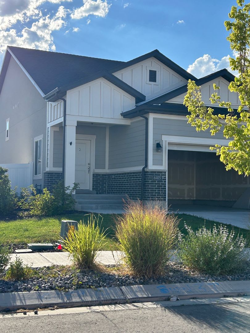 3 Bedroom 2 Bathroom House in Eagle Mountain Utah!