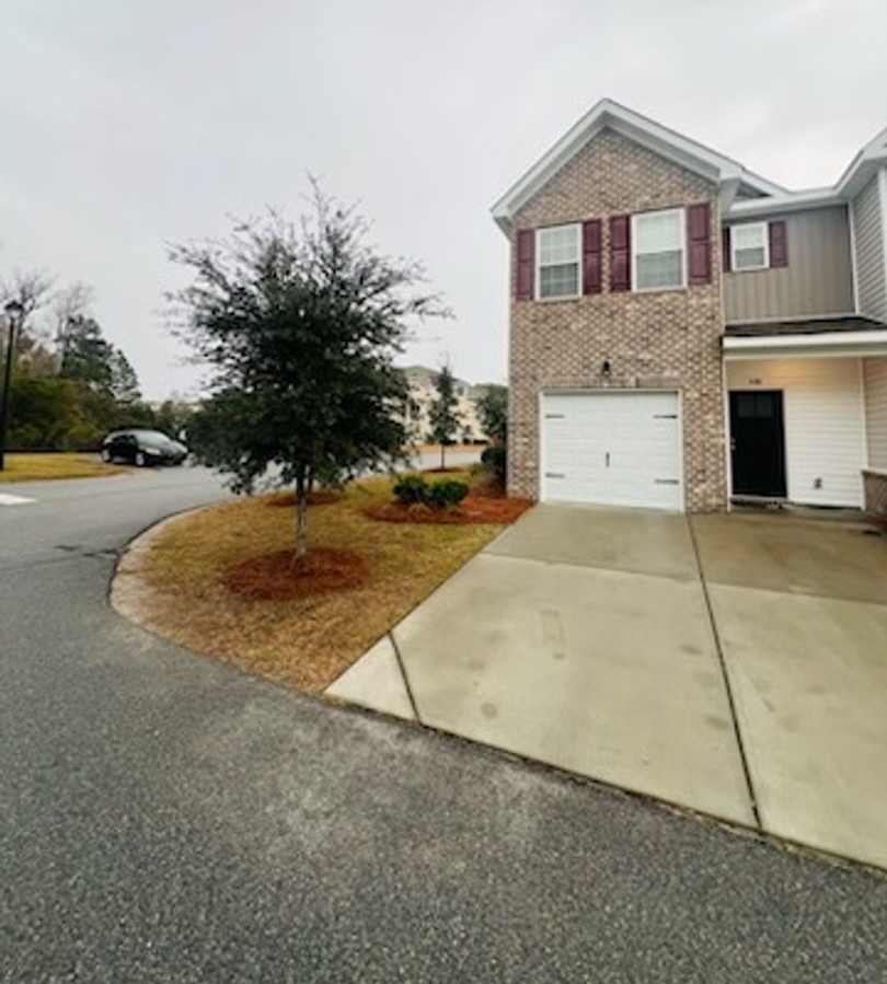 Townhome in Desirable Sterling Links - AVAILABLE NOW