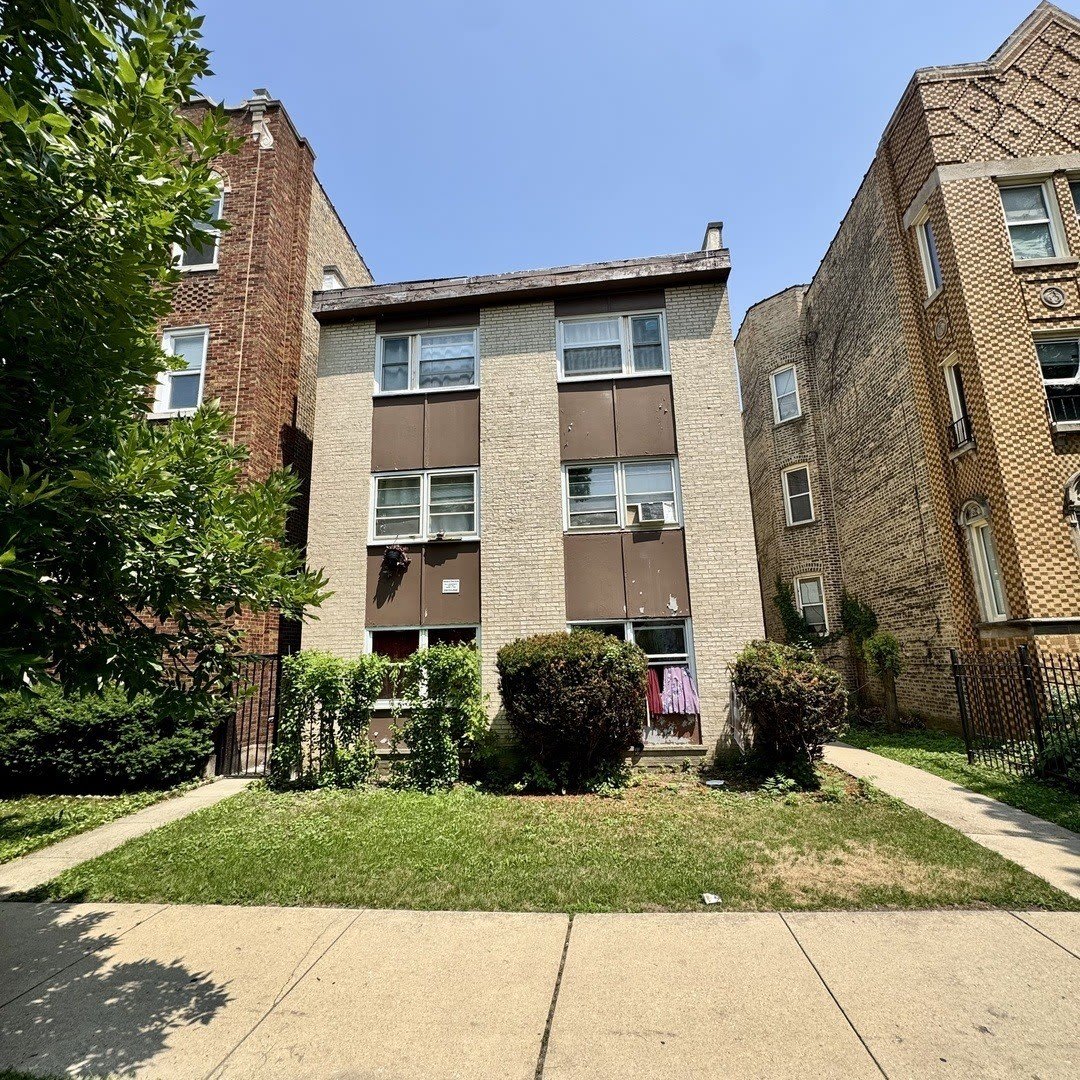 6235 N mozart Street unit: 1