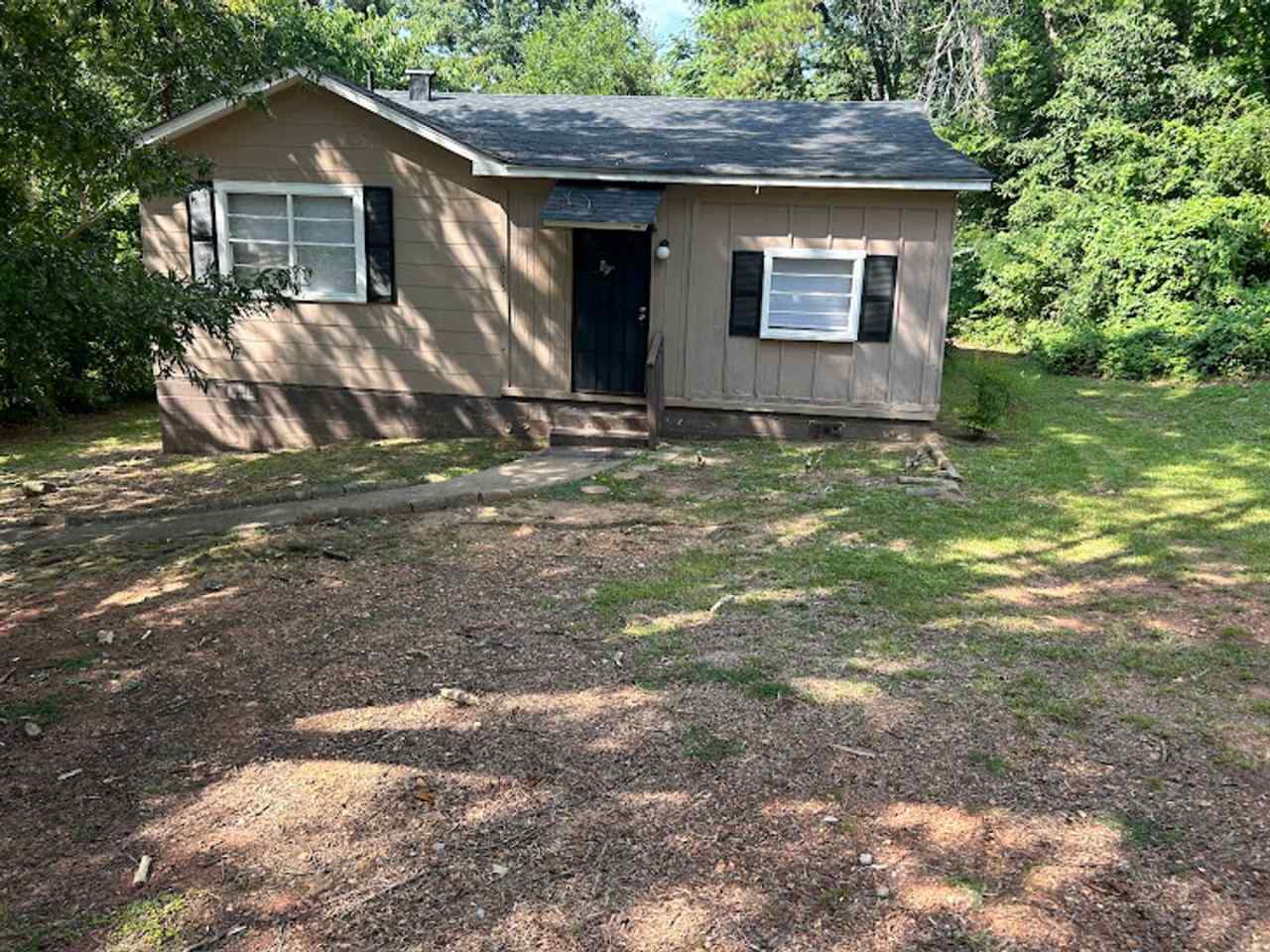 MOVE IN READY!!! $0.00 APPLICATION FEES FOR A LIMITED TIME ONLY!